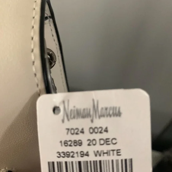 DKNY CROSSBODY BAG 🎄💕 - Picture 4 of 4